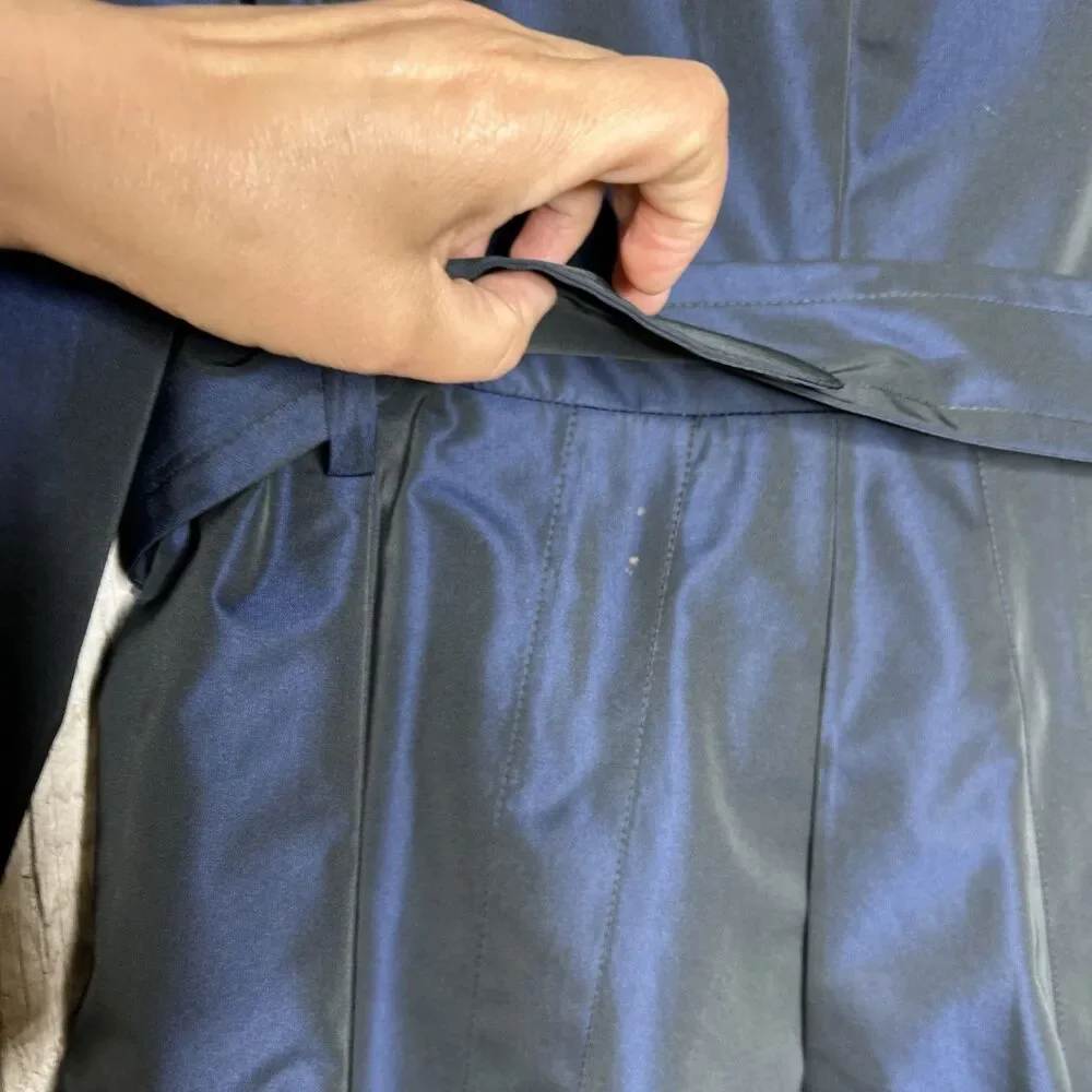 AKRIS Punto Trench Coat Women Size 4 Iridescent Asymmetric Collared Blue